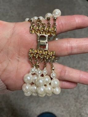 Vintage 5 strand Gold clasp Pearl Bracelet - Elegant White Pearls